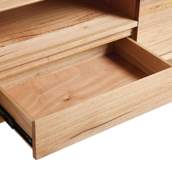 BONDI BONDI ENTERTAINMENT UNIT - 1600X460 - TASSIE CLASSIC TIMBER