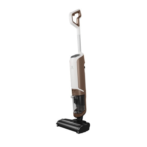 ELECTROLUX ULTIMATEHOME 700 VAC AND MOP