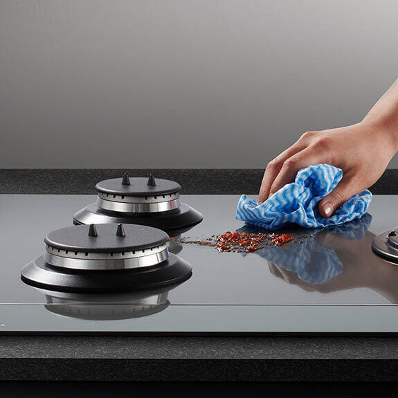 FISHERPAYKEL GAS ON GLASS COOKTOP 90CM
