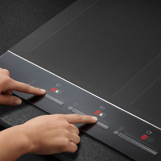 FISHERPAYKEL INDUCTION COOKTOP 60CM