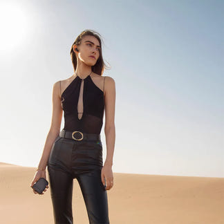 URBANISTA PHOENIX SOLAR POWERED EARPHONES MIDNIGHT BLACK